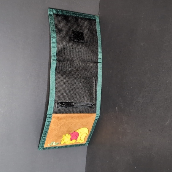 Disney Winnie the Pooh Green/Black/Tan Velcro Tri-Fold Wallet, Vintage. - Picture 5 of 10